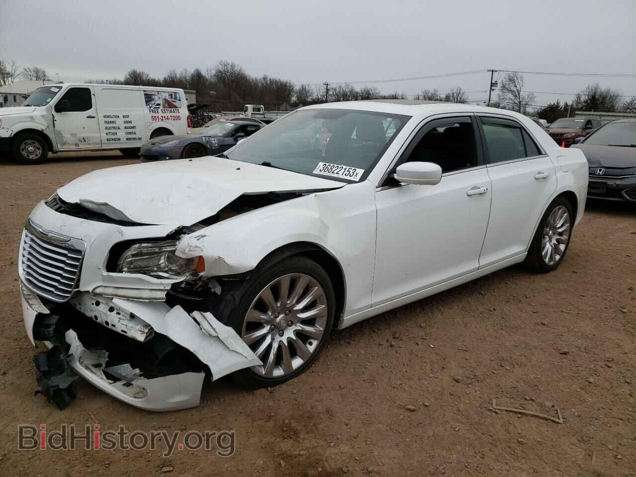 Фотография 2C3CCAAG2DH504285 - CHRYSLER 300 2013