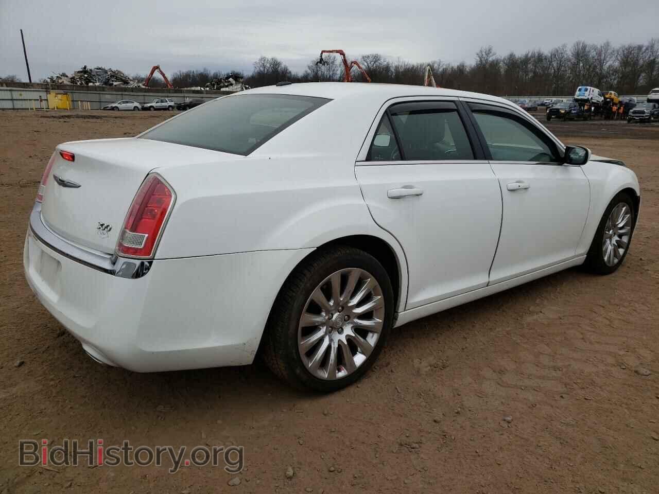 2013 CHRYSLER 300 - VIN: 2C3CCAAG2DH504285 - Фото 3