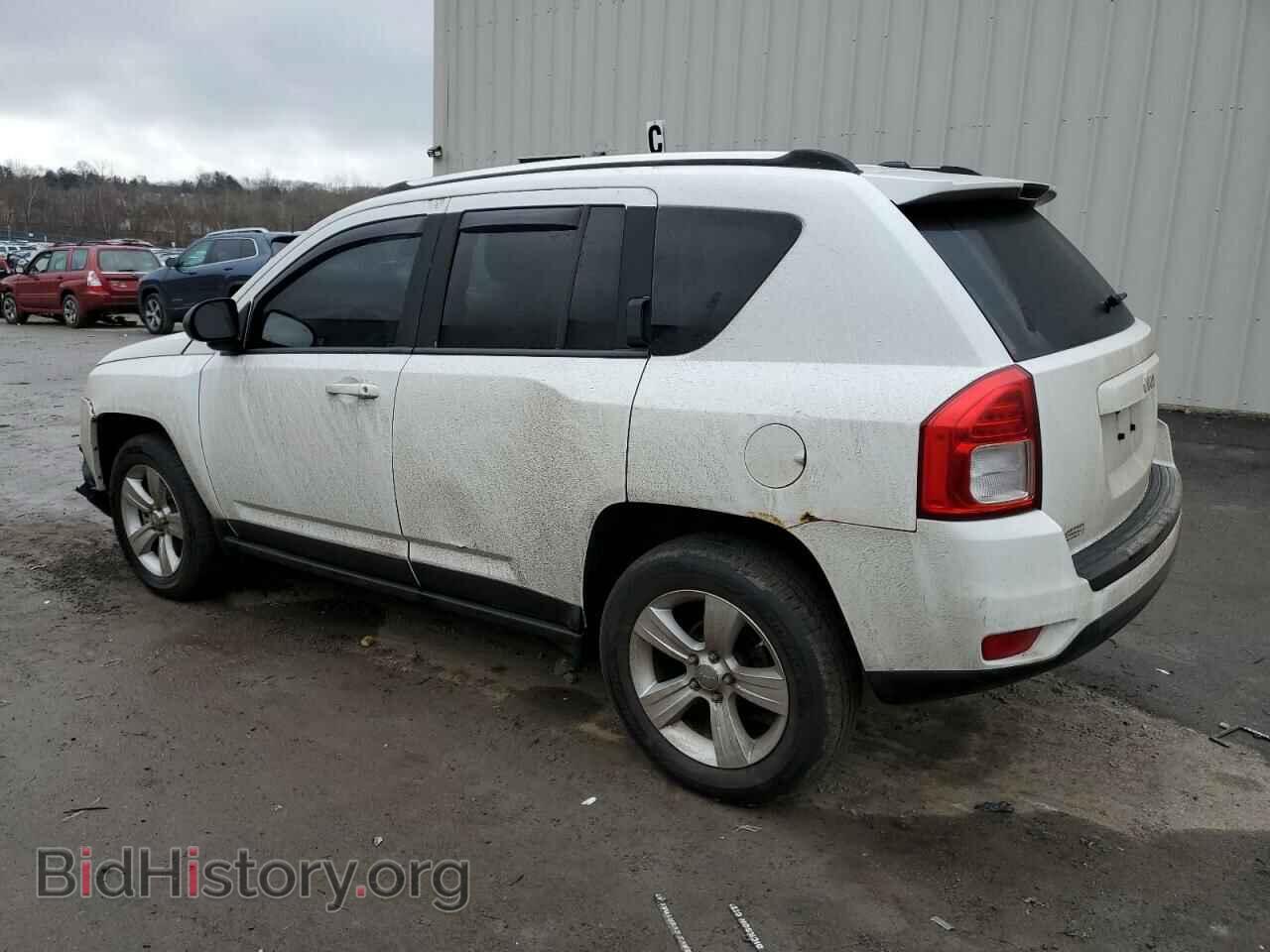 2011 JEEP COMPASS - VIN: 1J4NF1FB8BD278587 - Photo 2