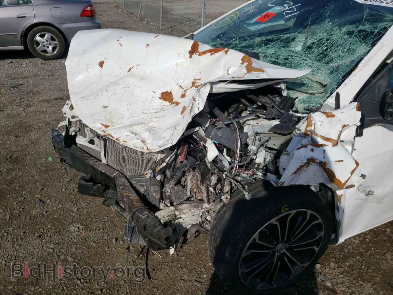 2015 TOYOTA COROLLA - VIN: 2T1BURHEXFC472979 - Фото 9