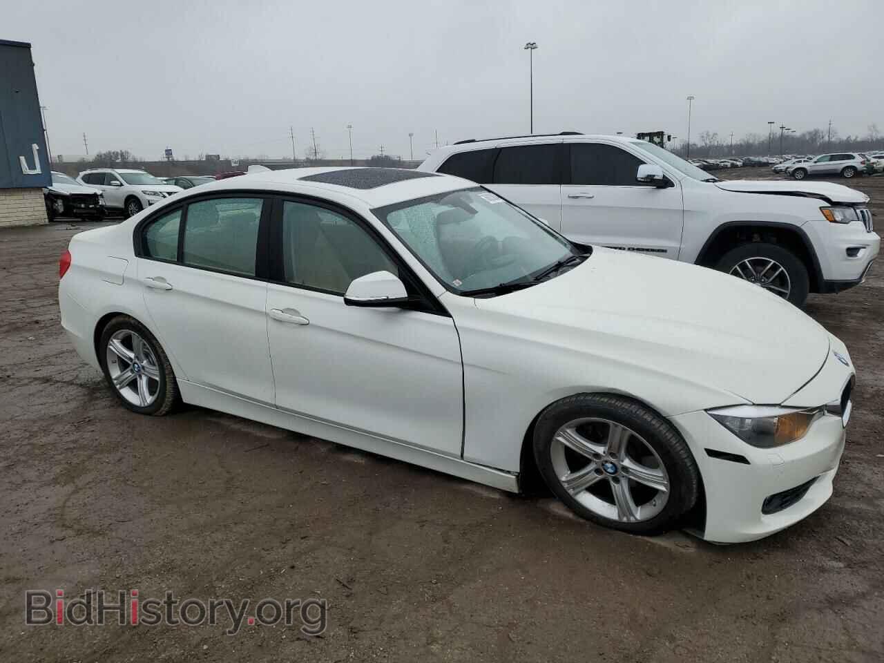 2014 BMW 3 SERIES - VIN: WBA3B3C57EF544772 - Фото 4