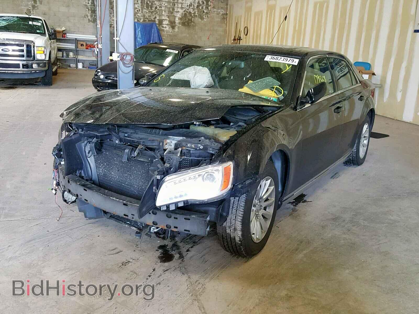 2012 CHRYSLER 300 - VIN: 2C3CCAAG6CH166095 - Фото 2