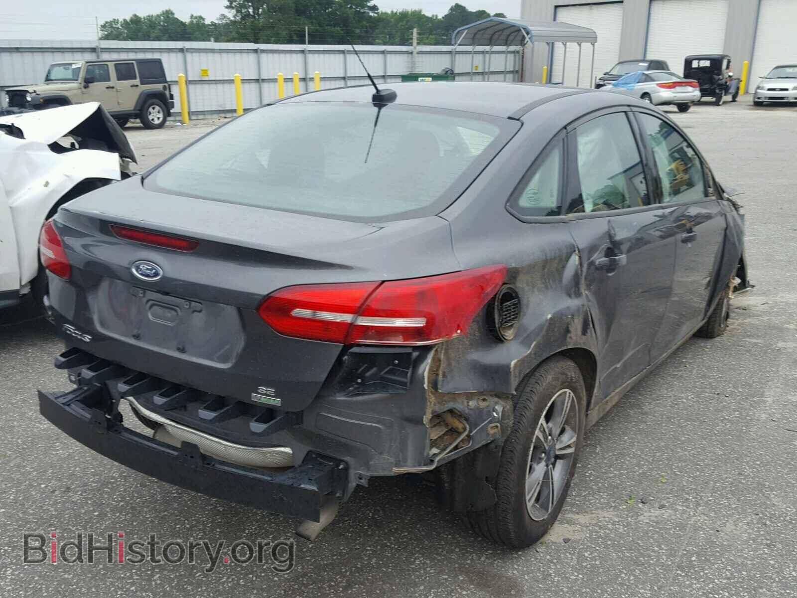 2017 FORD FOCUS - VIN: 1FADP3FE6HL305861 - Фото 4