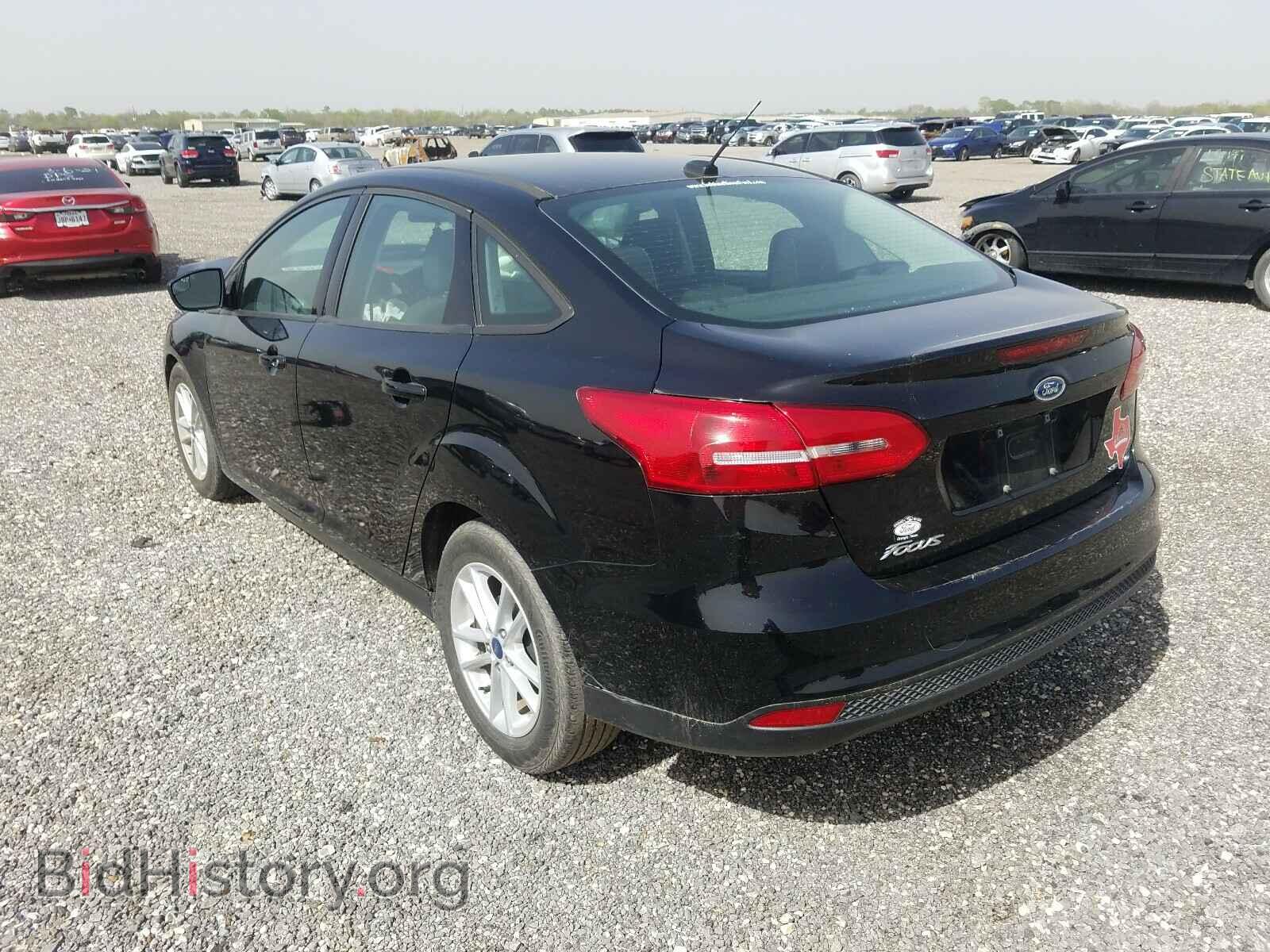 2017 FORD FOCUS - VIN: 1FADP3F2XHL342126 - Фото 3