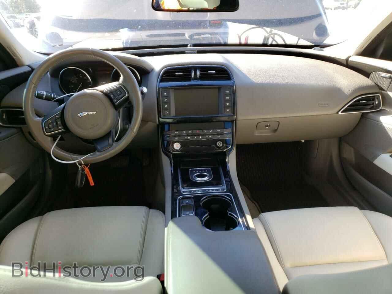 2017 JAGUAR XE - VIN: SAJAD4BV9HA964550 - Фото 8