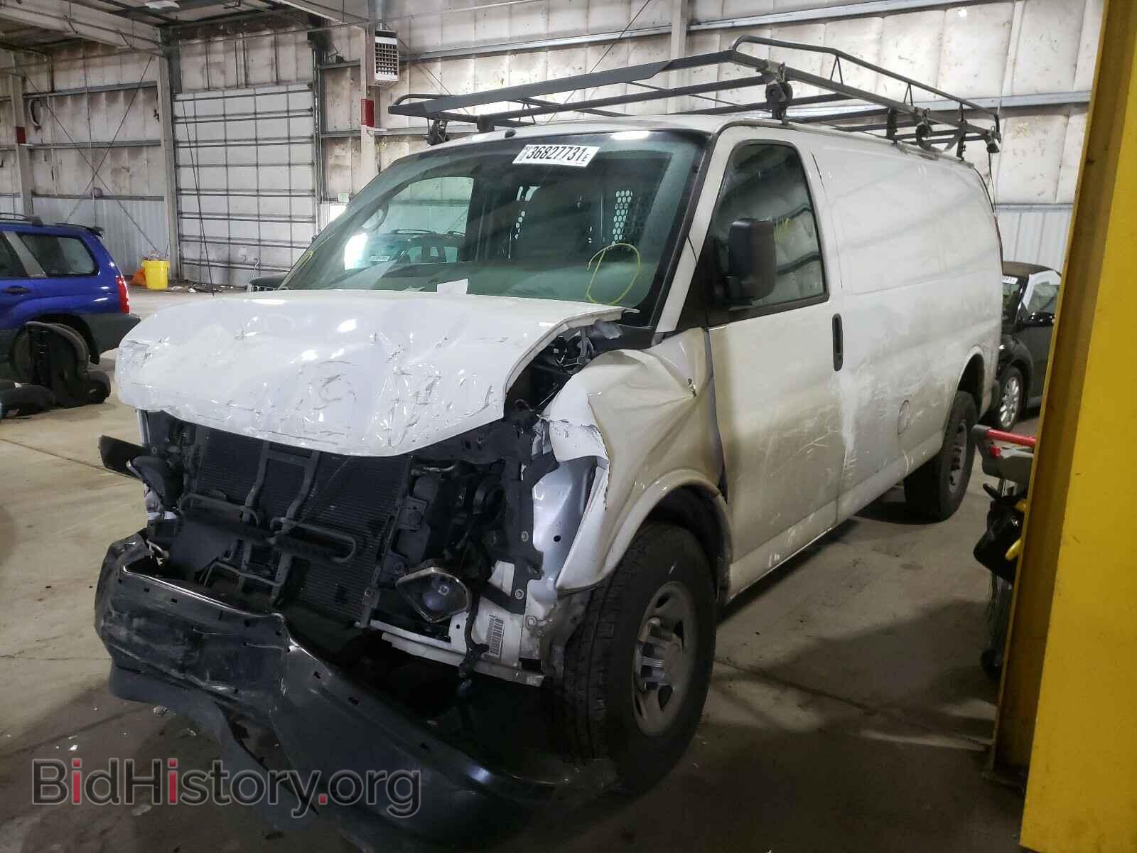 2014 CHEVROLET EXPRESS - VIN: 1GCZGTBGXE1130710 - Фото 2
