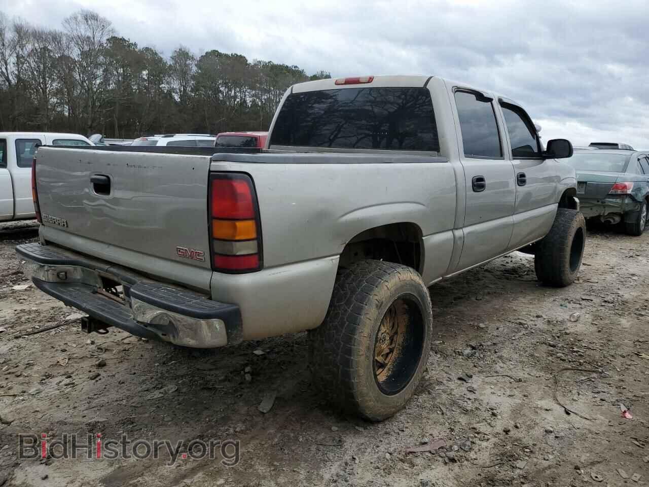 2006 GMC SIERRA - VIN: 2GTEK13V361229010 - Фото 3