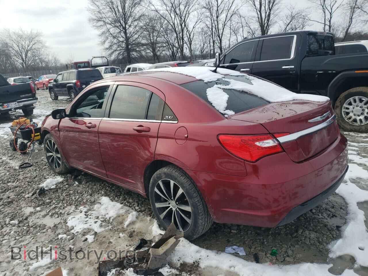 2013 CHRYSLER 200 - VIN: 1C3CCBBB2DN595865 - Фото 2