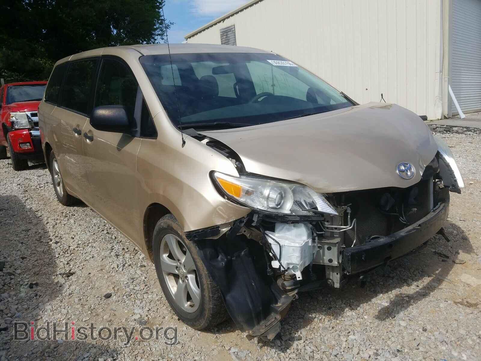 Photo 5TDZK3DC7CS203721 - TOYOTA SIENNA 2012