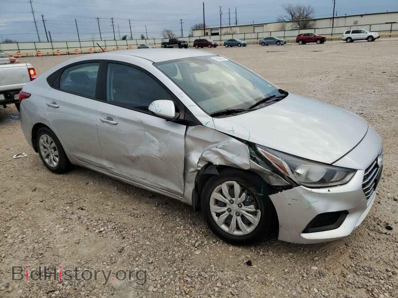 2019 HYUNDAI ACCENT - VIN: 3KPC24A32KE062565 - Фото 4
