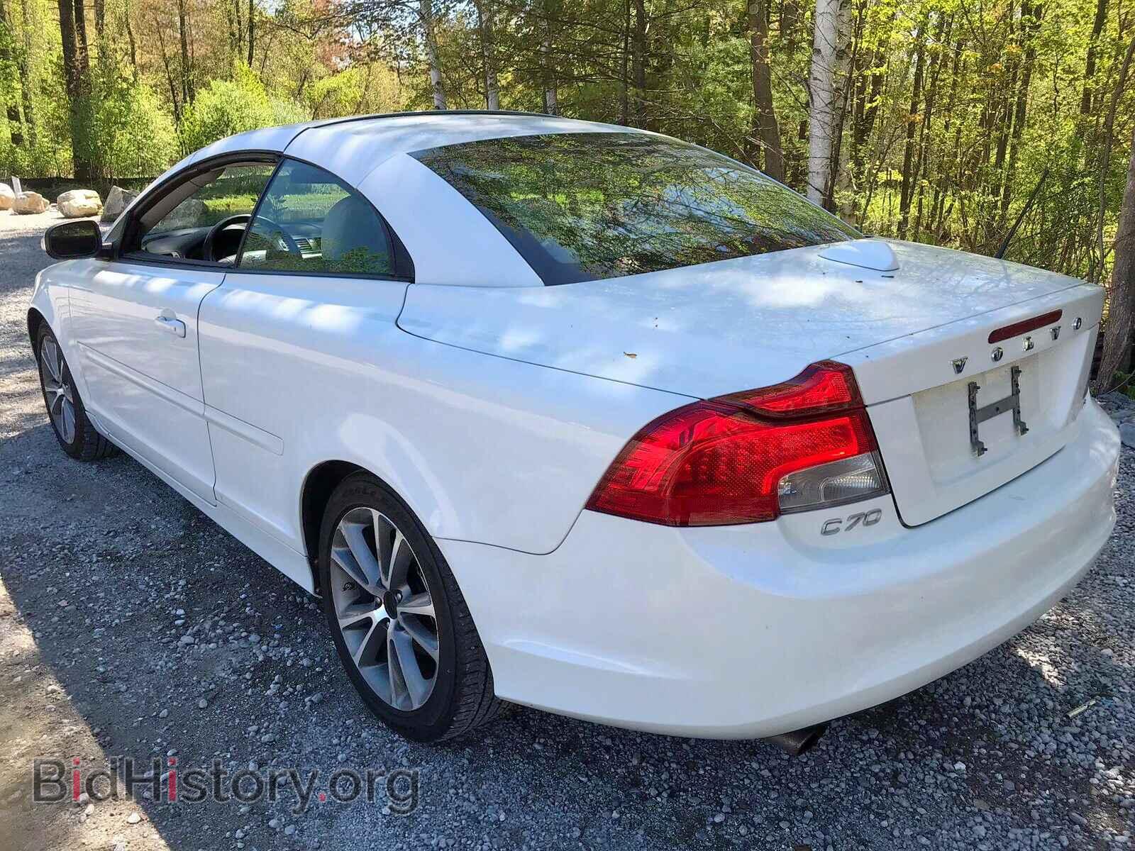 2011 VOLVO C70 - VIN: YV1672MC5BJ113715 - Фото 3