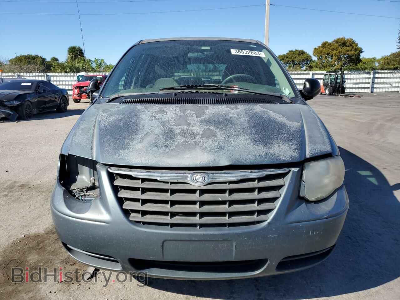 2006 CHRYSLER MINIVAN - VIN: 2A4GP44R36R886818 - Фото 5
