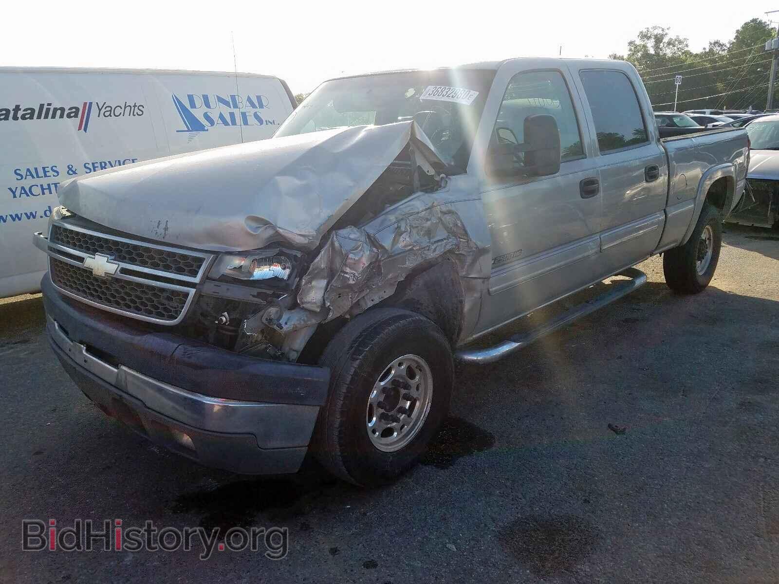 2005 CHEVROLET SILVERADO - VIN: 1GCHC23UX5F871688 - Фото 2