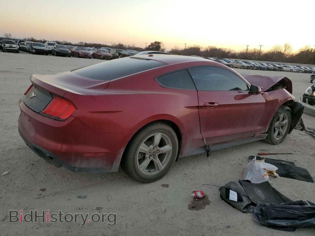 2019 FORD MUSTANG - VIN: 1FA6P8TH8K5196285 - Фото 3