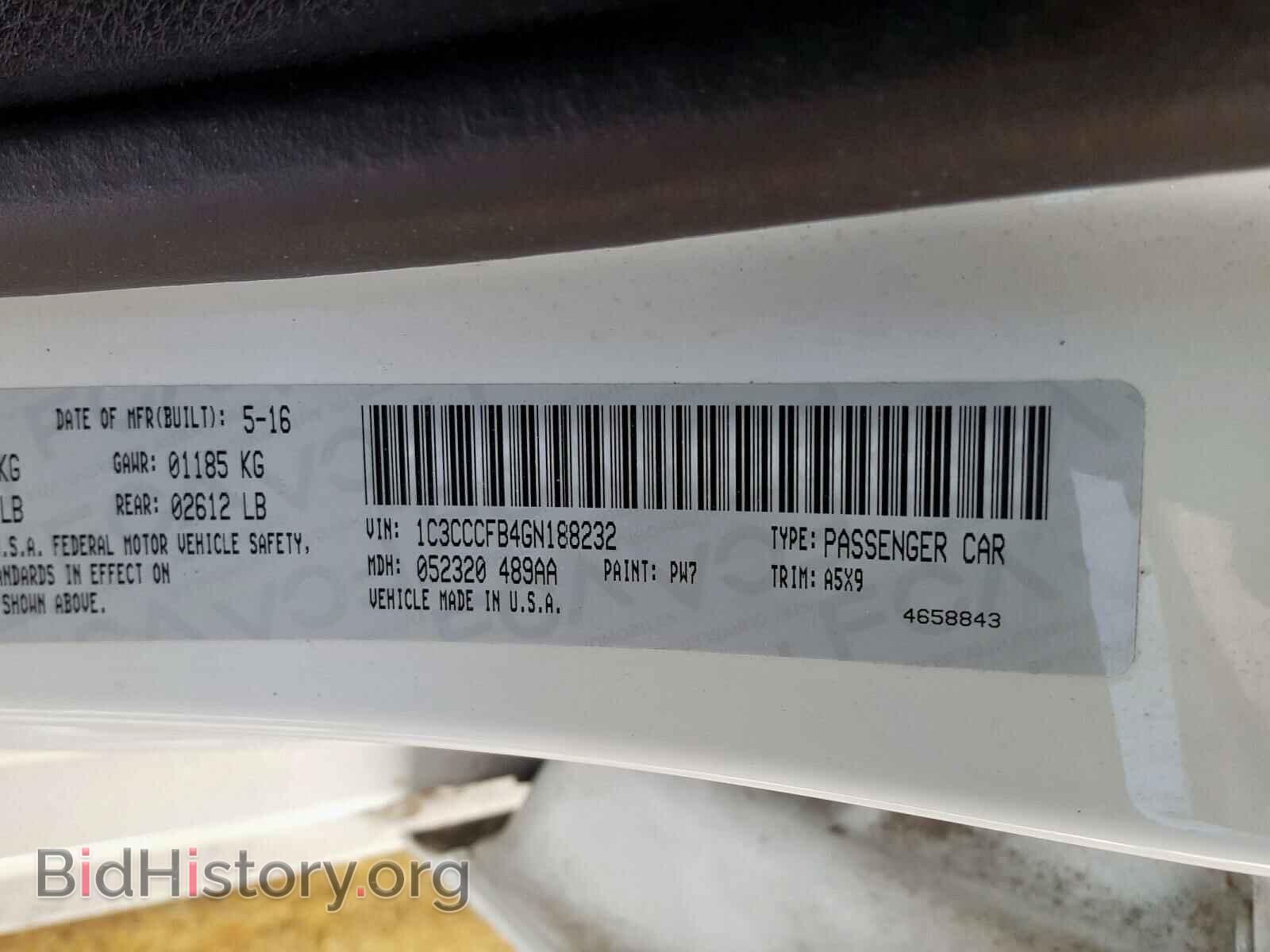 2016 CHRYSLER 200 - VIN: 1C3CCCFB4GN188232 - Фото 10
