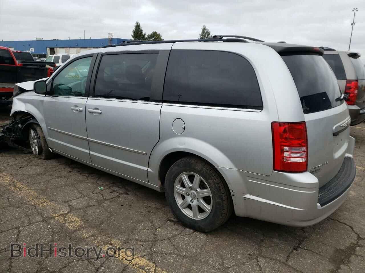 2010 CHRYSLER MINIVAN - VIN: 2A4RR5D13AR136279 - Photo 2