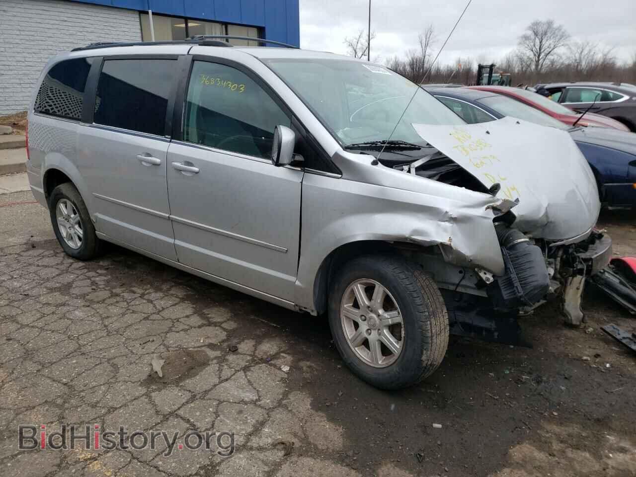 2010 CHRYSLER MINIVAN - VIN: 2A4RR5D13AR136279 - Photo 4