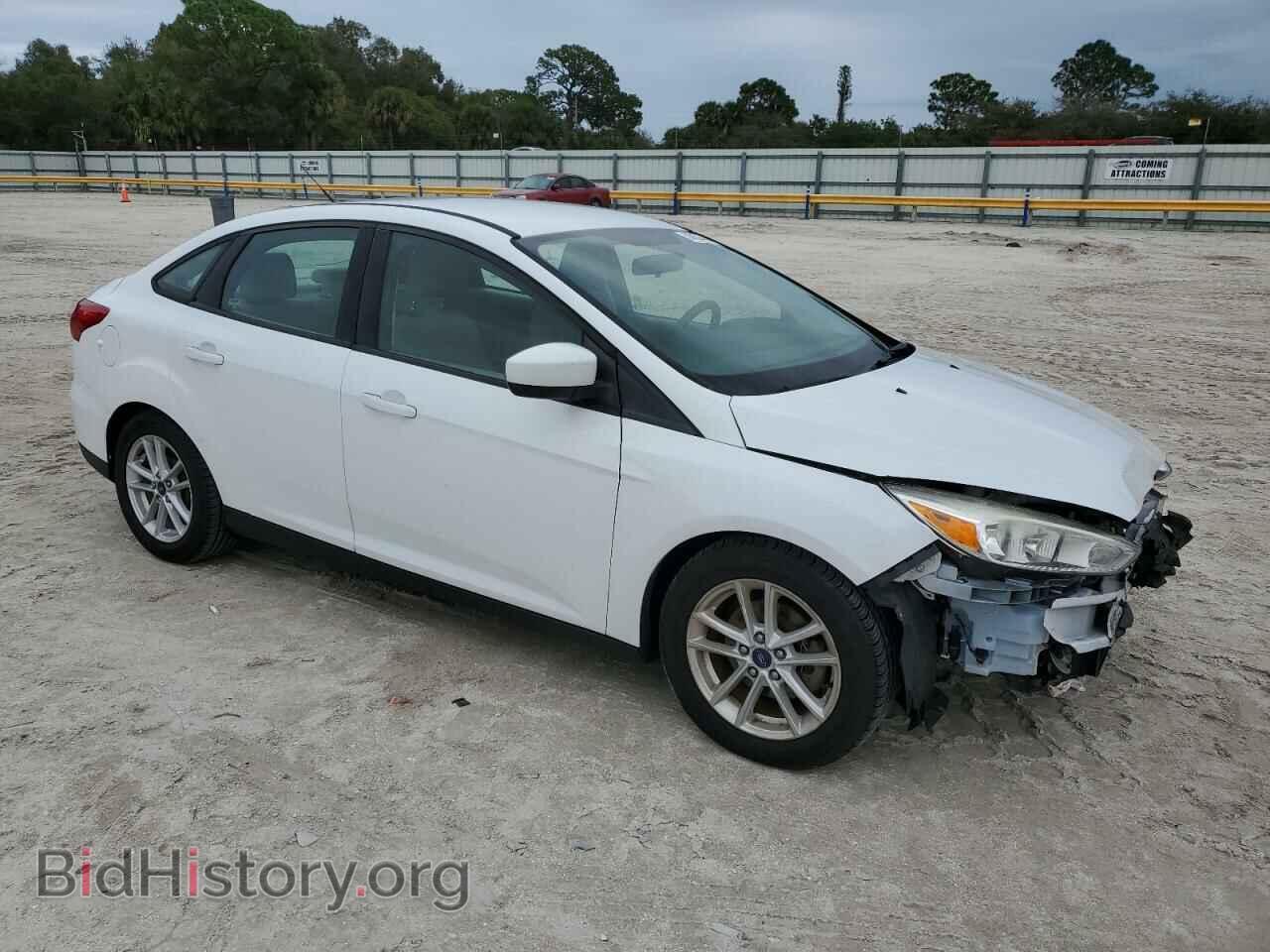 2018 FORD FOCUS - VIN: 1FADP3F2XJL252819 - Photo 4