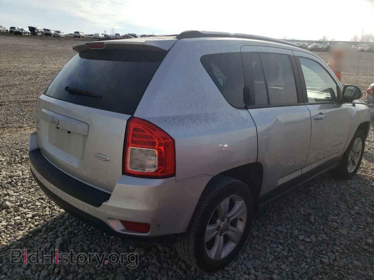 2013 JEEP COMPASS - VIN: 1C4NJDEB9DD233801 - Photo 4