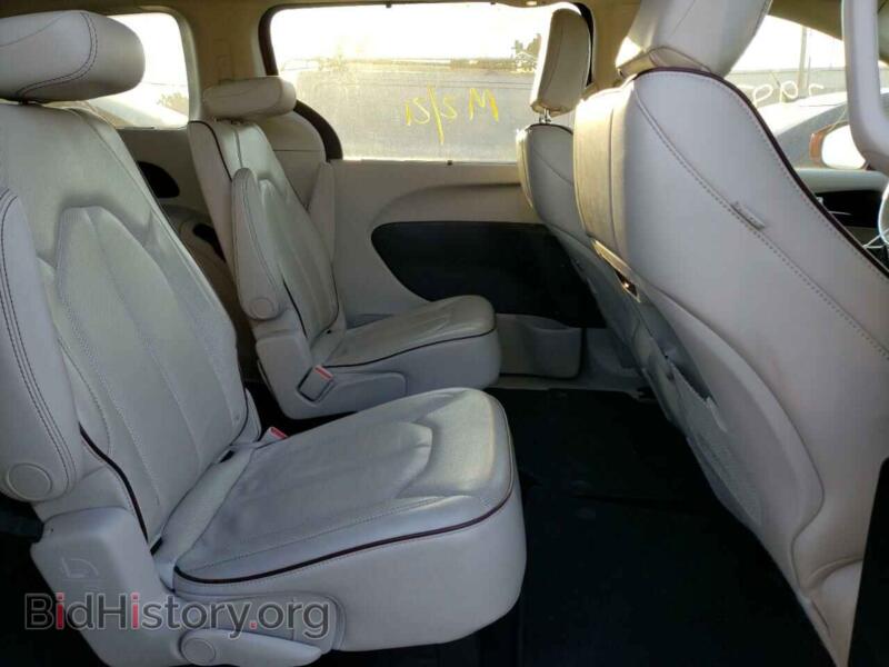 2019 Chrysler PACIFICA (VIN 2C4RC1GG8KR570330) — фото 6 из 10