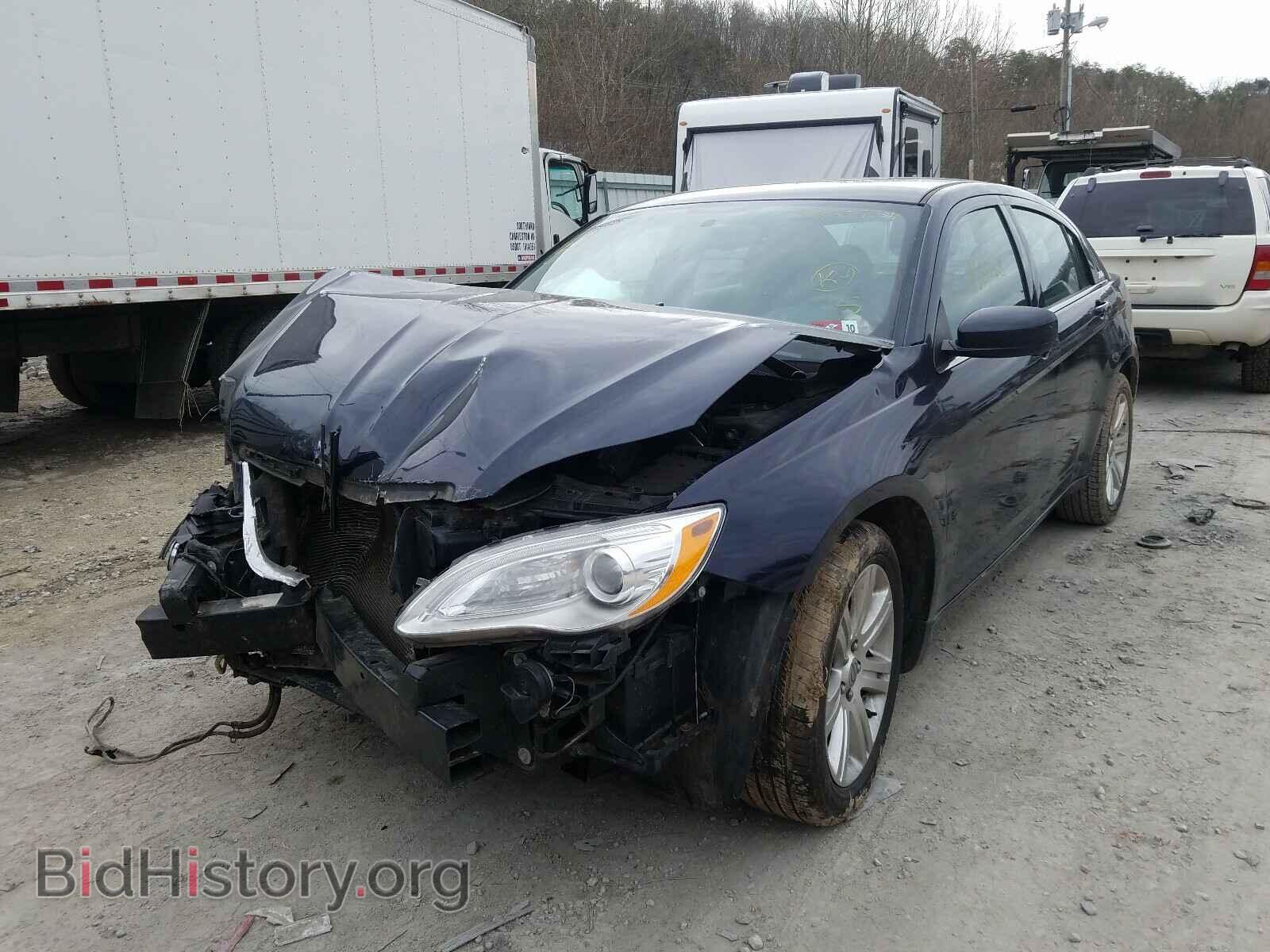 2012 CHRYSLER 200 - VIN: 1C3CCBBB0CN301751 - Фото 2