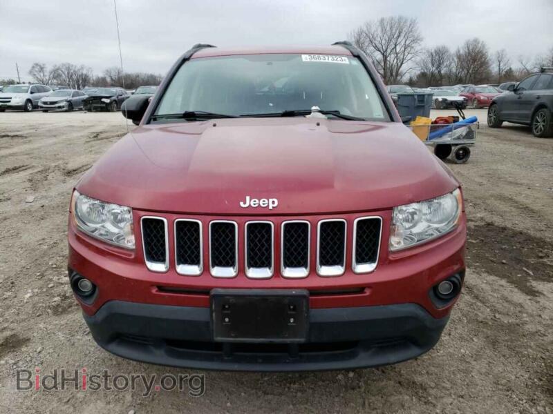 2011 Jeep COMPASS (VIN 1J4NF1FB1BD159232) — photo 5 of 12