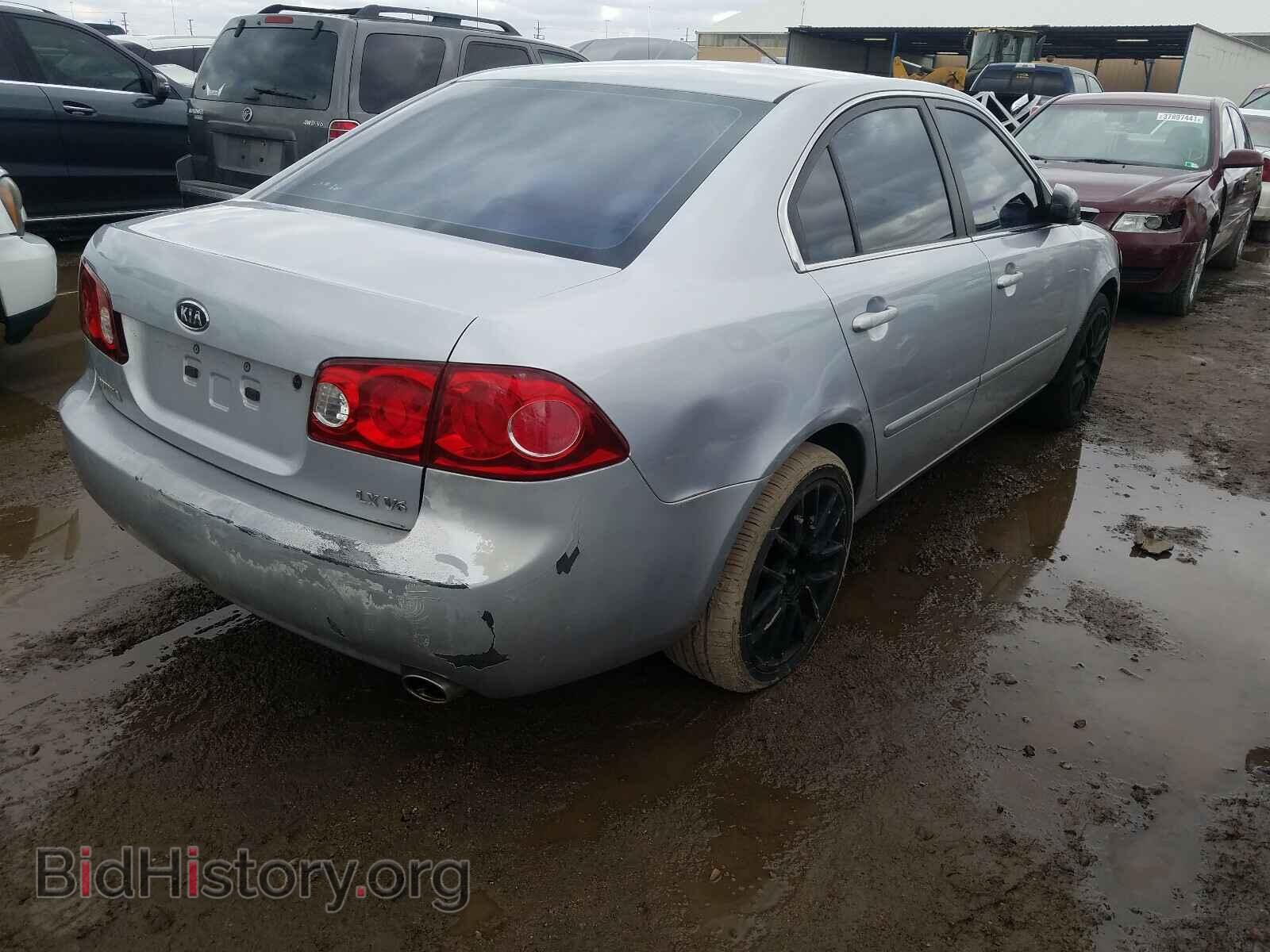 2006 KIA OPTIMA - VIN: KNAGE124865030412 - Фото 4