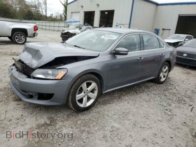 2014 Volkswagen PASSAT SE, серый — VIN 1VWBP7A3XEC009880, Copart