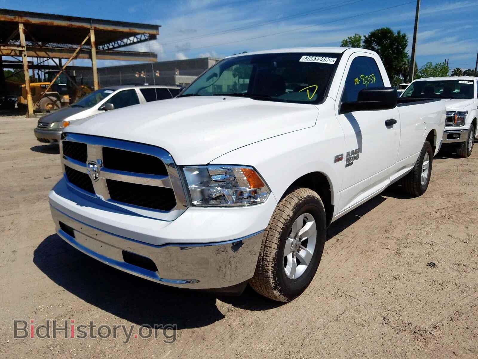 2019 RAM 1500 CLASS - VIN: 3C6JR6DTXKG560695 - Photo 2