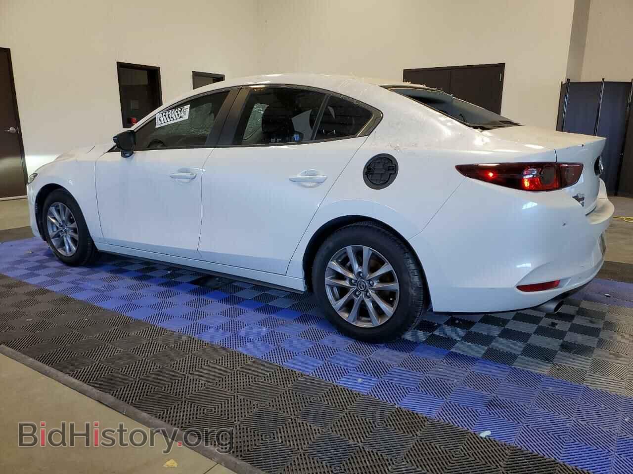 2020 MAZDA 3 - VIN: 3MZBPABL8LM129880 - Photo 2