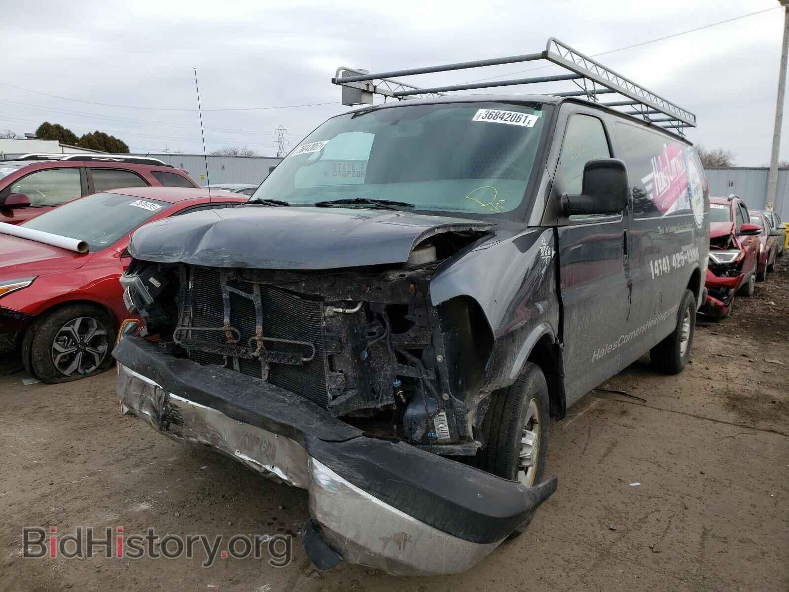 2014 CHEVROLET EXPRESS - VIN: 1GCWGFCA7E1148046 - Фото 2