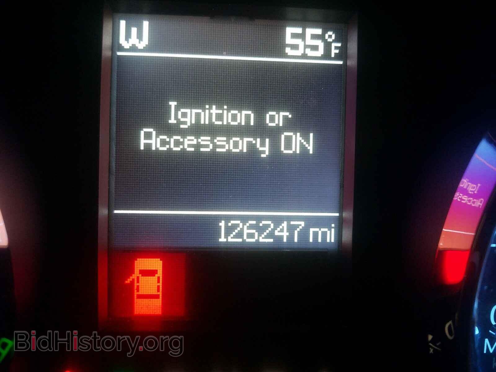 2011 CHRYSLER 300 - VIN: 2C3CA6CT2BH580115 - Фото 8