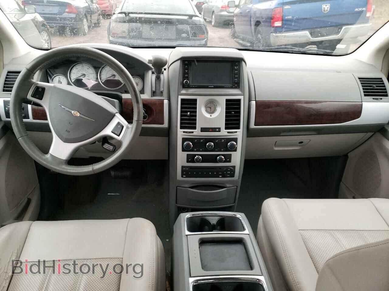 2009 CHRYSLER MINIVAN - VIN: 2A8HR54199R649915 - Фото 8