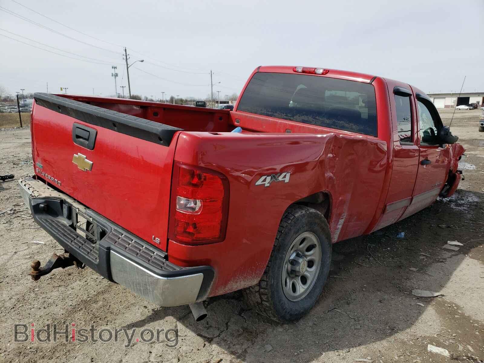 2011 CHEVROLET SILVERADO - VIN: 1GCRKREA7BZ155392 - Фото 4