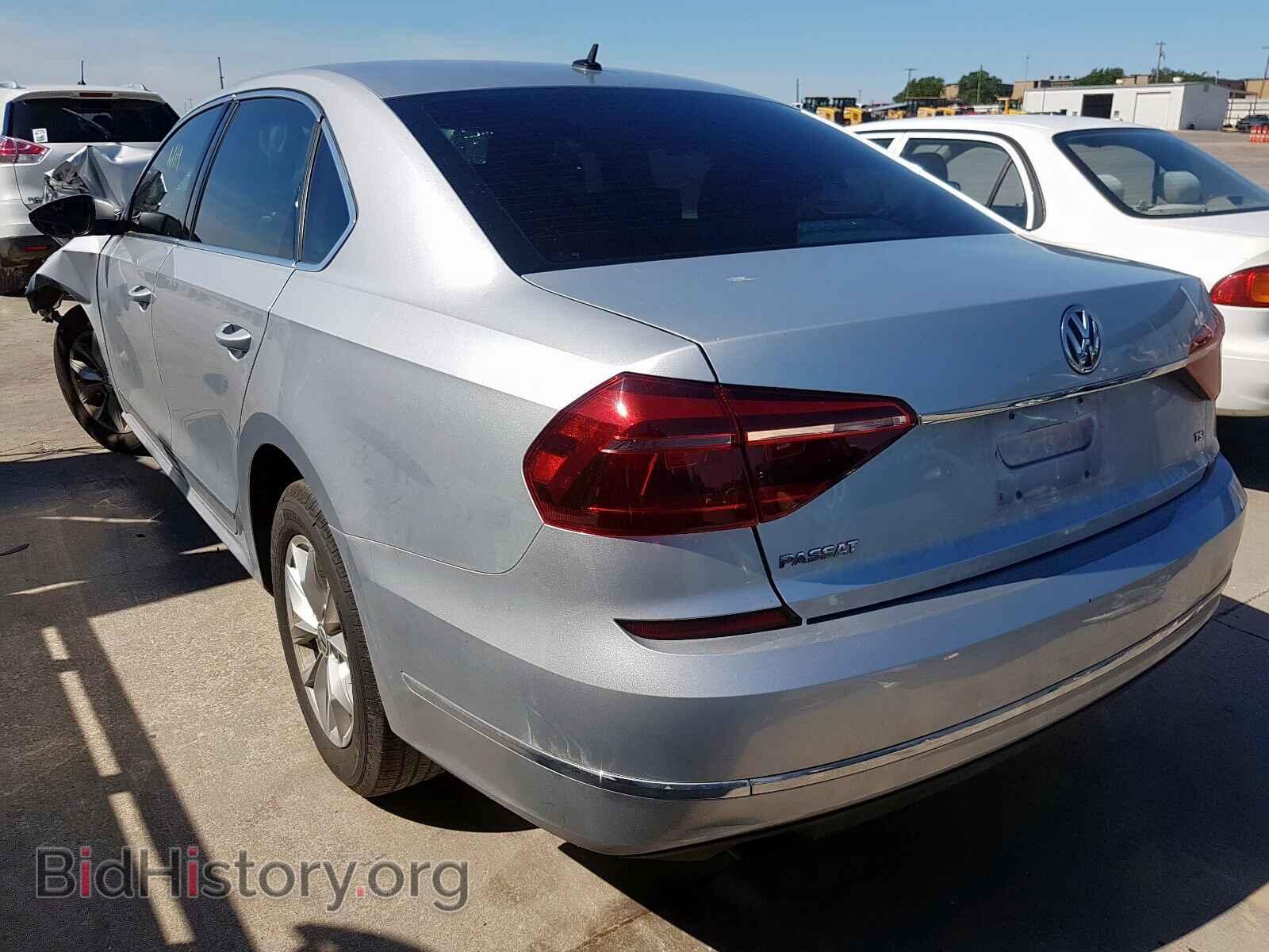 2017 VOLKSWAGEN PASSAT - VIN: 1VWAT7A37HC058837 - Фото 3