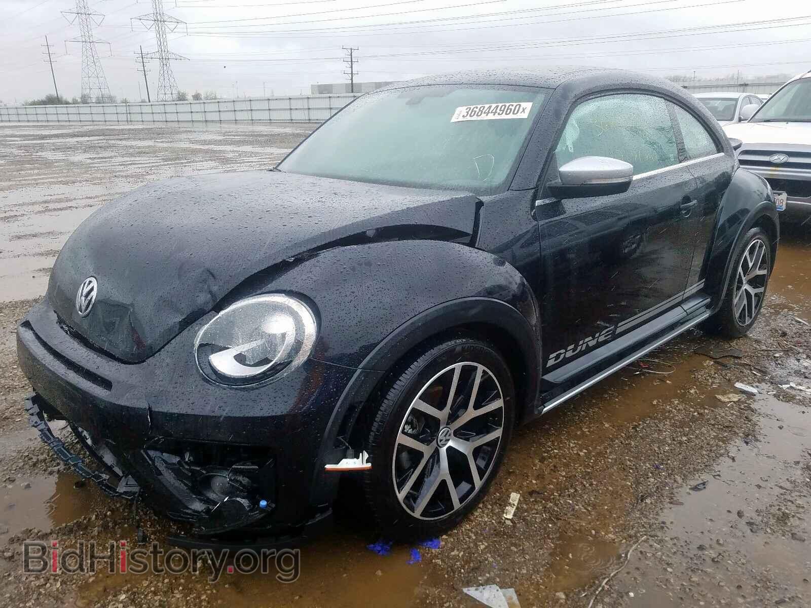 2018 VOLKSWAGEN BEETLE - VIN: 3VWSD7AT3JM708737 - Фото 2