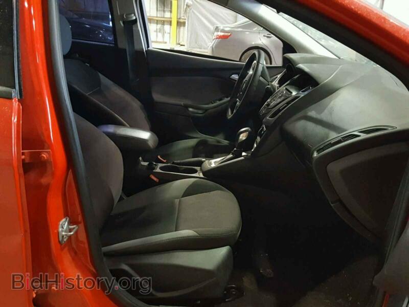 2014 Ford FOCUS (VIN 1FADP3F20EL124238) — фото 5 из 10