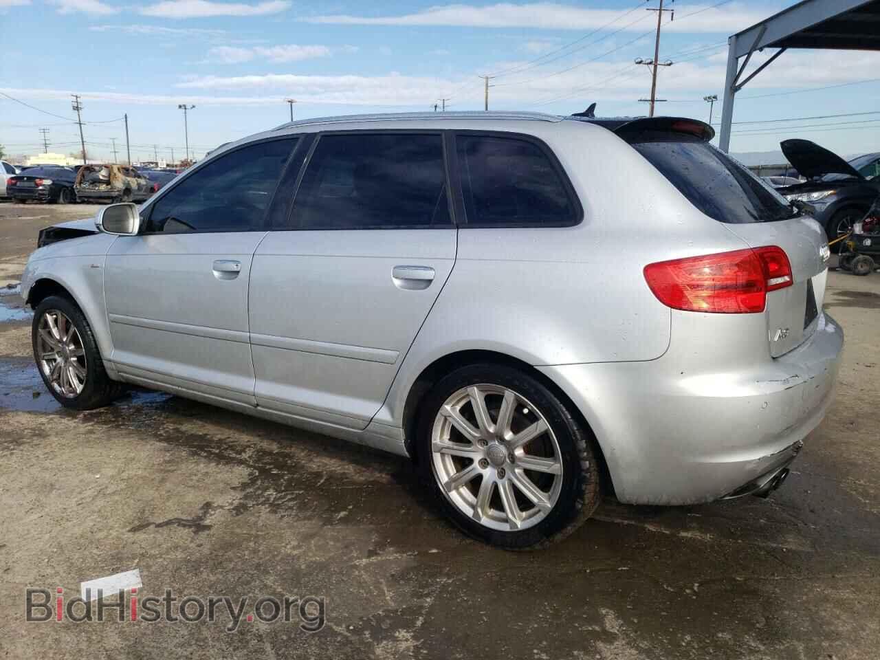 2011 AUDI A3 - VIN: WAUKFAFM1BA127602 - Photo 2