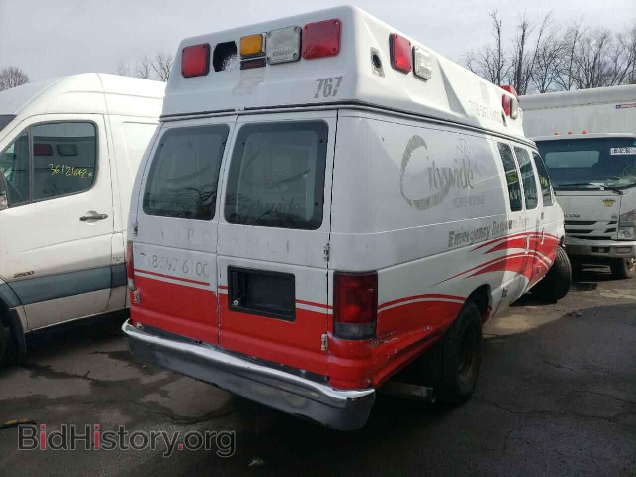2008 FORD ECONOLINE - VIN: 1FDSS34PX8DB45963 - Photo 4