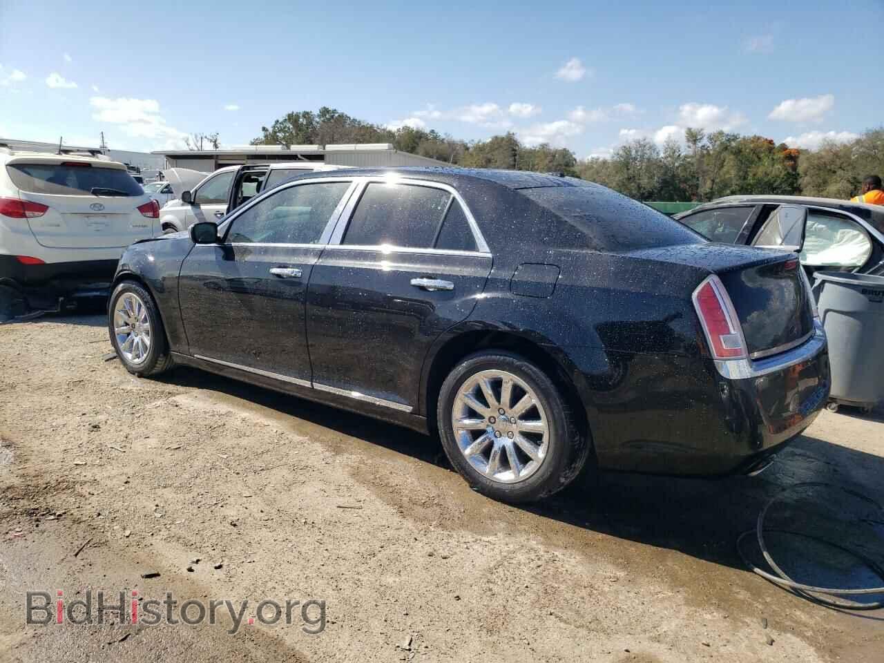 2014 CHRYSLER 300 - VIN: 2C3CCAET7EH117854 - Фото 2