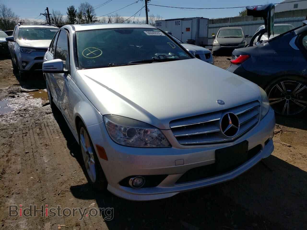 Photo WDDGF8BB6AR099856 - MERCEDES-BENZ C-CLASS 2010