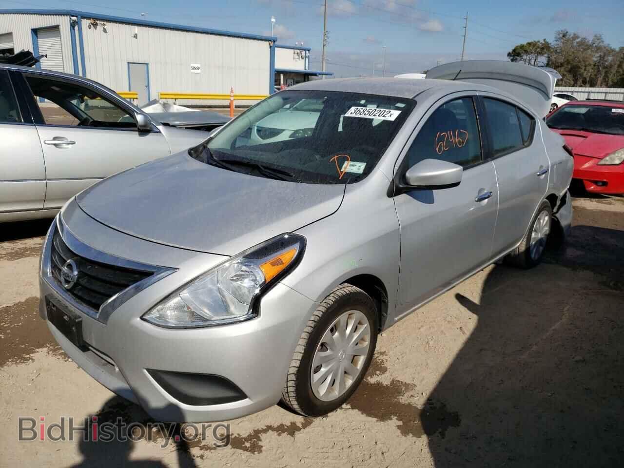2019 NISSAN VERSA - VIN: 3N1CN7AP3KL851222 - Photo 2