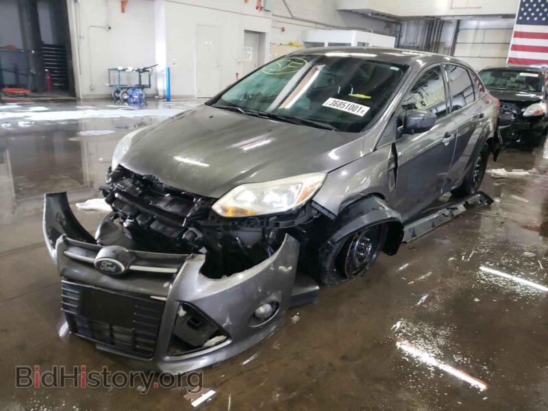 2012 Ford FOCUS (VIN 1FAHP3F22CL108850) — фото 2 из 10