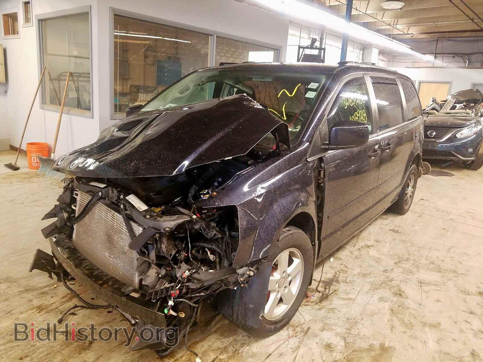 2011 DODGE CARAVAN - VIN: 2D4RN5DG1BR661304 - Фото 2