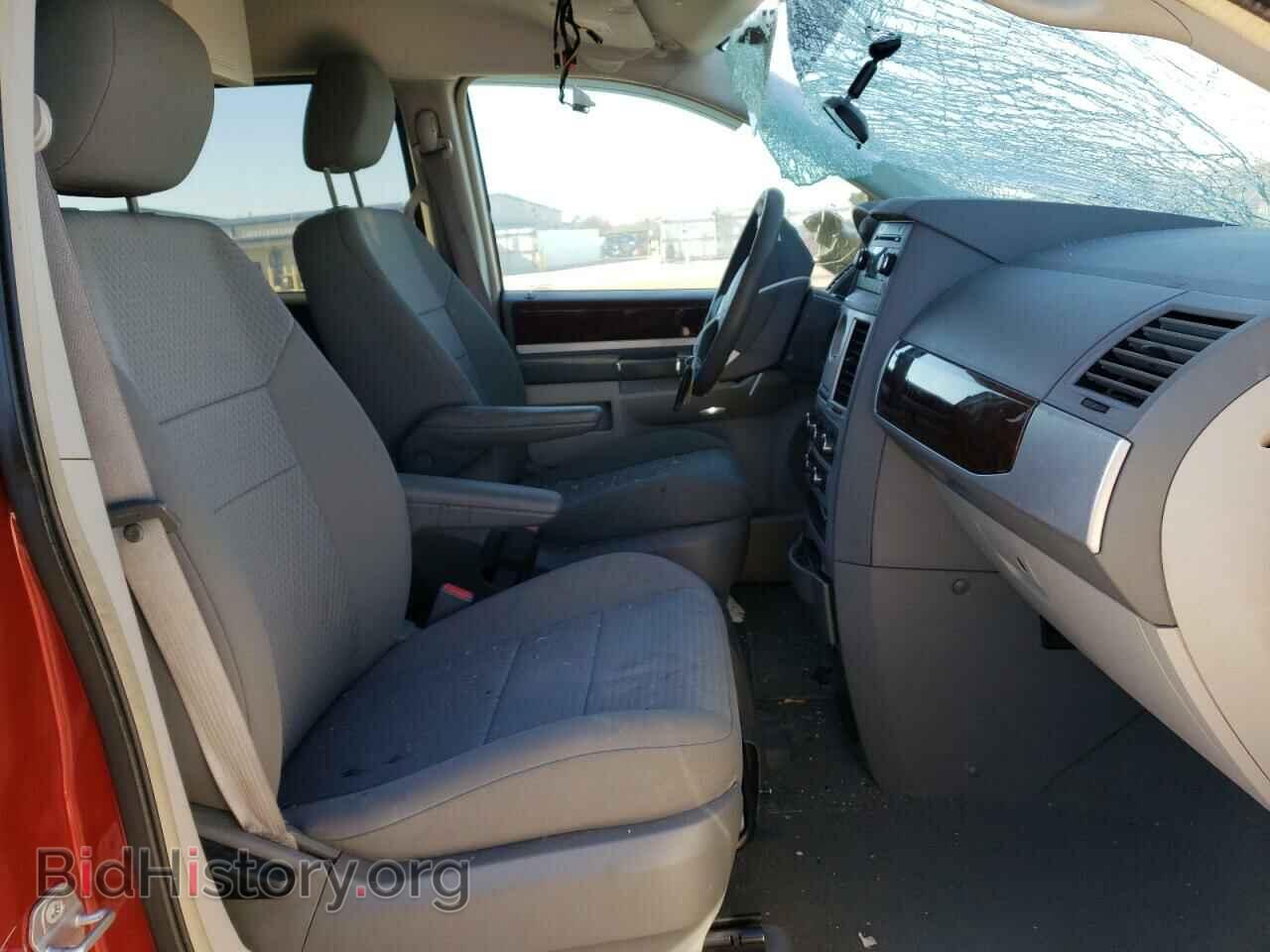2010 CHRYSLER MINIVAN - VIN: 2A4RR5D11AR104267 - Фото 5