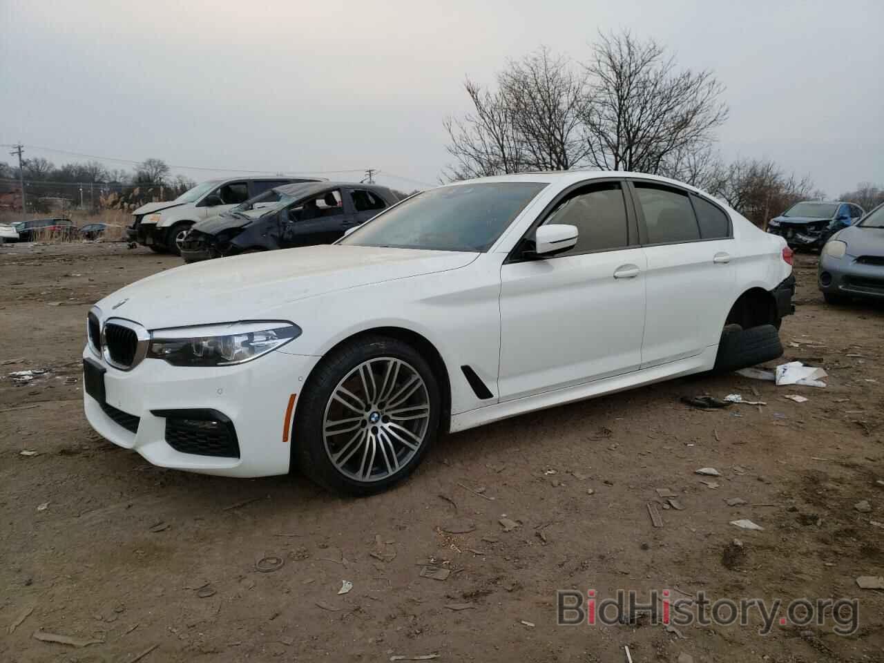 Photo WBAJA7C53KWW10568 - BMW 5 SERIES 2019