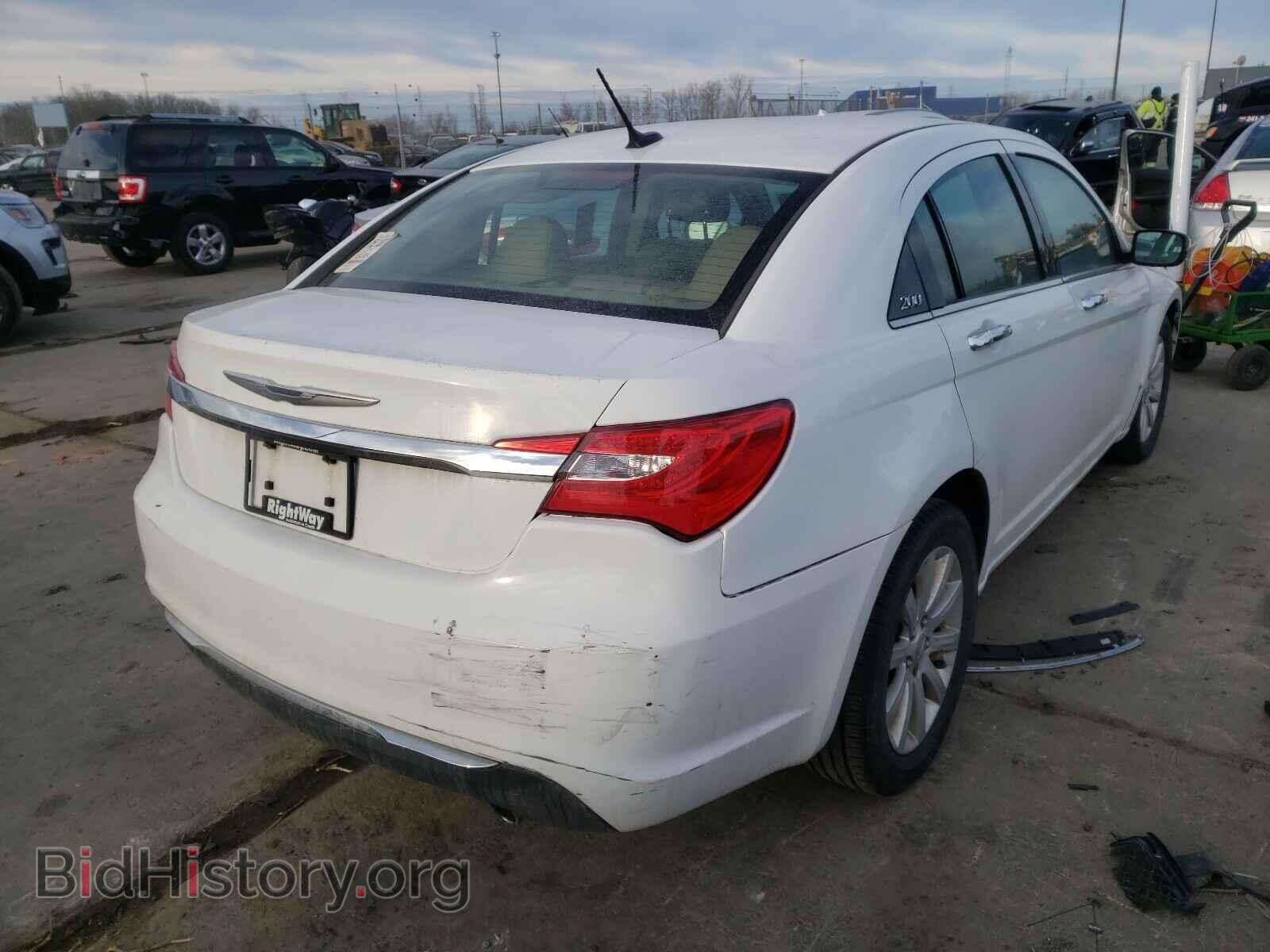 2014 CHRYSLER 200 - VIN: 1C3CCBCG5EN157823 - Фото 4