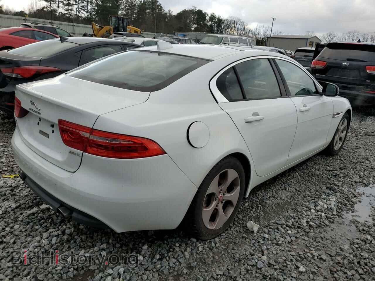 2017 JAGUAR XE - VIN: SAJAR4BG7HA976599 - Фото 3