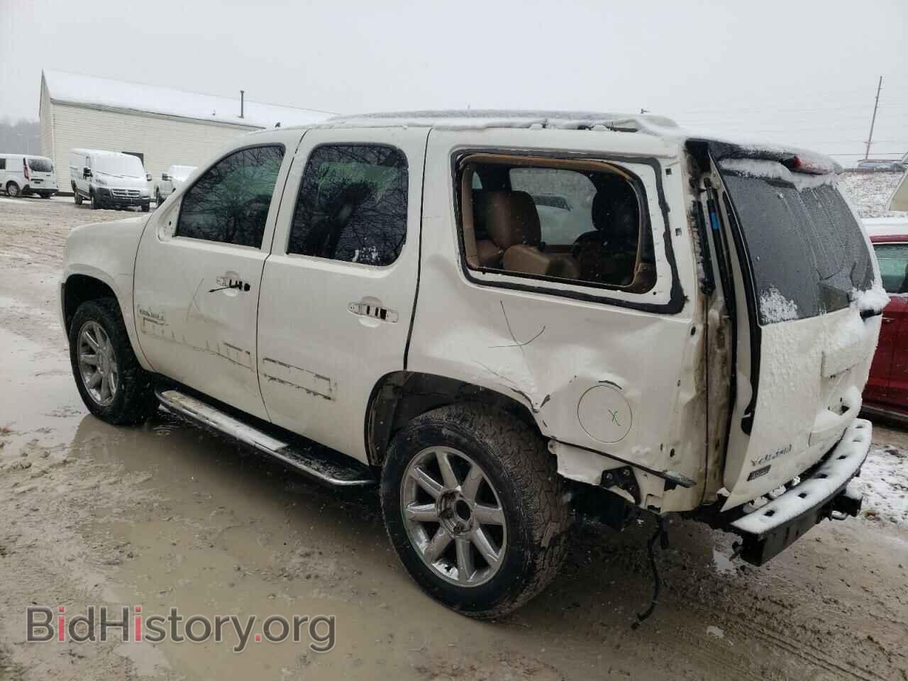 2013 GMC YUKON - VIN: 1GKS2EEF7DR324923 - Фото 2