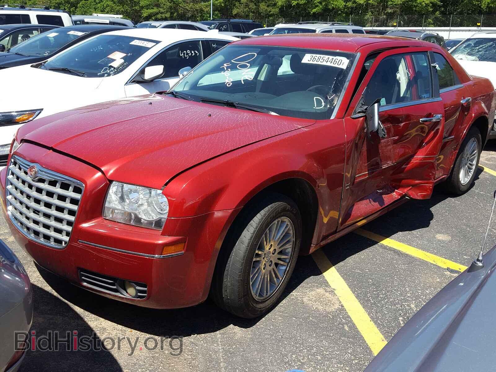 2010 CHRYSLER 300 - VIN: 2C3CA4CD6AH330565 - Фото 2